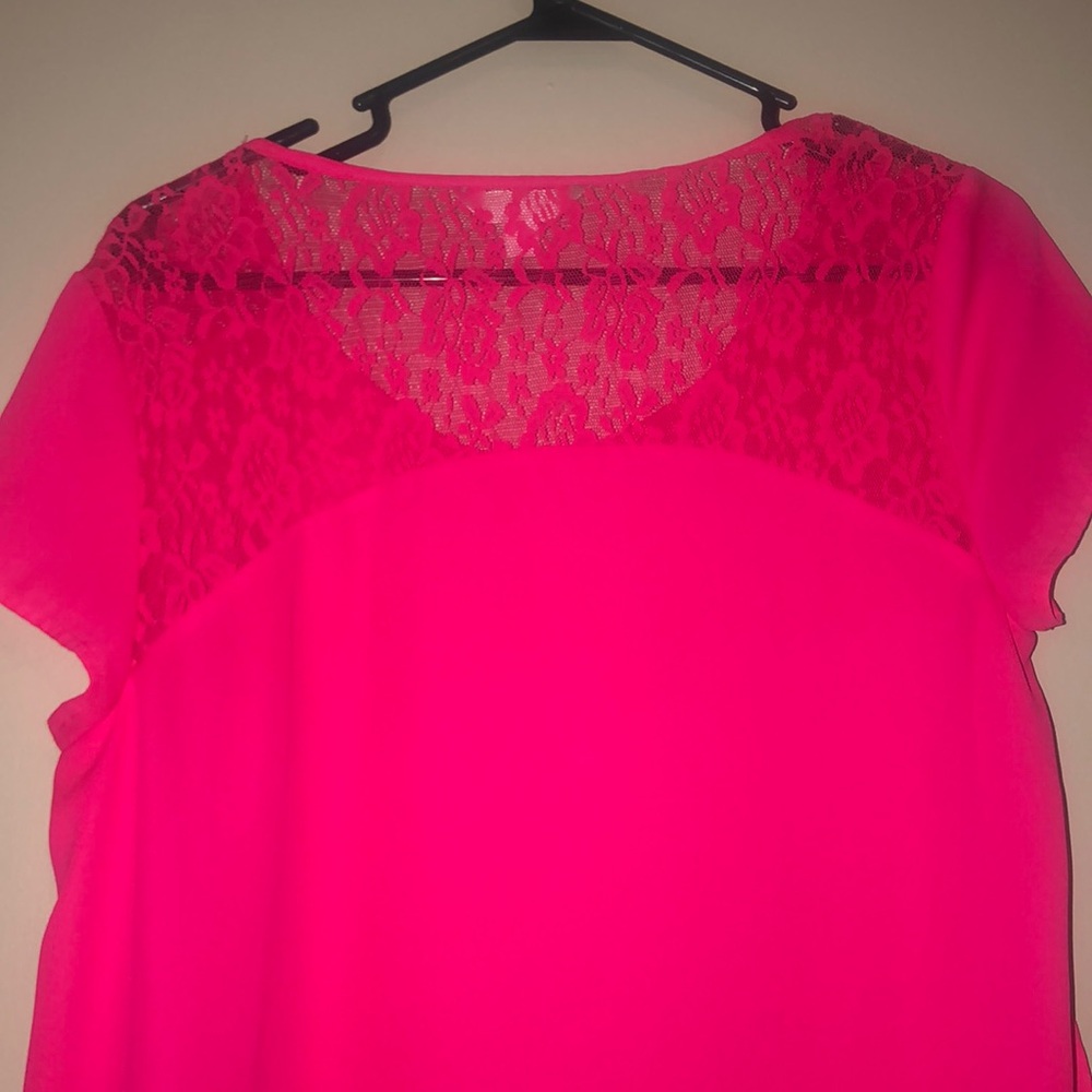 Pink blouse - Picture 3 of 3